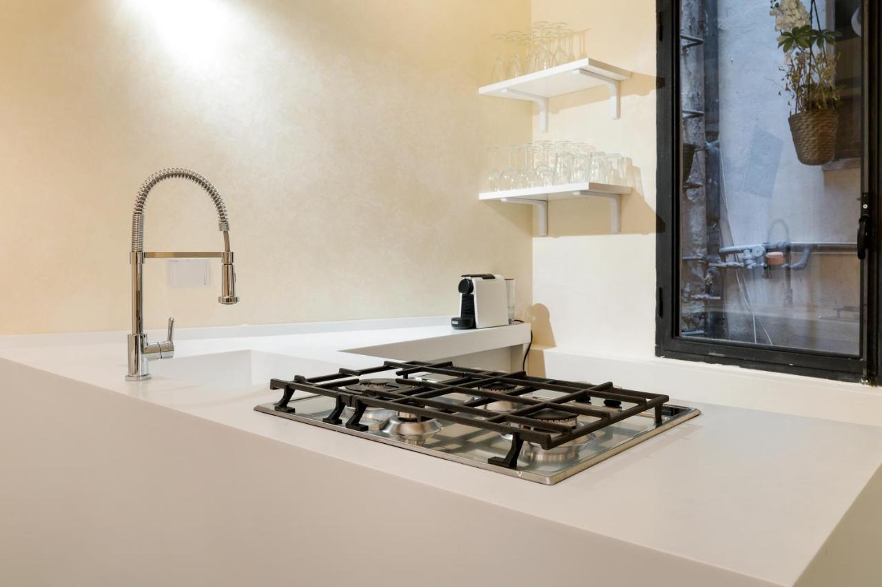 Pantheon Hedonism Apartment โรม ภายนอก รูปภาพ